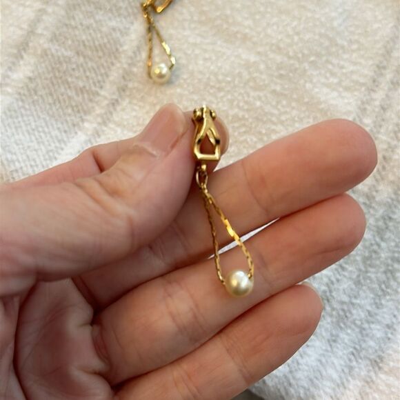 Napier mini dangle gold tone & faux pearl clip on earrings - Picture 3 of 3